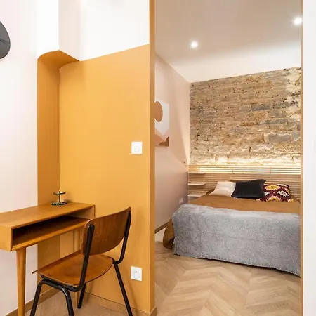 Les Cocon Des Pentes De La Soie Apartment Lyon Exterior photo